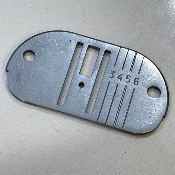 Singer Sewing Machine Foot Attachments - Picture 8 of 12